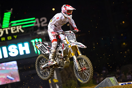 Suzuki_Factory_Racing_PR_Alessi